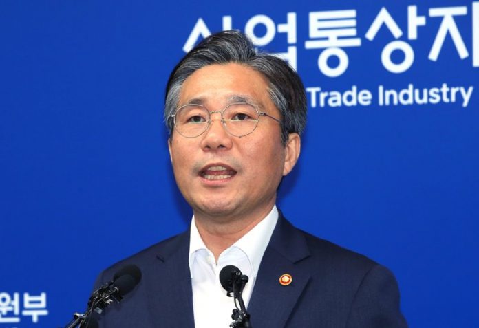 South Korean Trade Minister Sung Yun-mo speaks during a press conference at the government complex in Sejong, South Korea, Aug. 12, 2019. AP