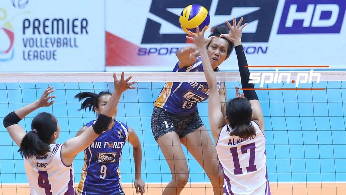 Dell Palomata tallied 16 points in the Philippine Air Force Lady Jet Spikers’ win over the Choco Mucho Flying Titans. SPIN.PH PHOTO