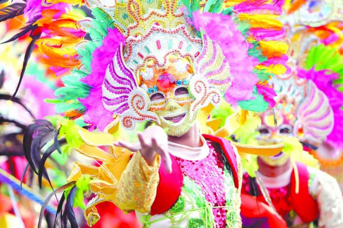 The term “MassKara” is a coined word that means a multitude or mass of happy faces. SIGRIDSAYS.COM