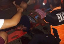 2 killed in Miag-ao road crash Emergency responders help one of the victims of a road crash in Miag-ao, Iloilo on Friday night. FRANCIS BASCO