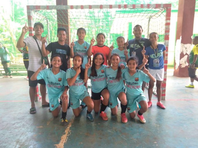 Pontevedra girls futsal team Pontevedra girls futsal team