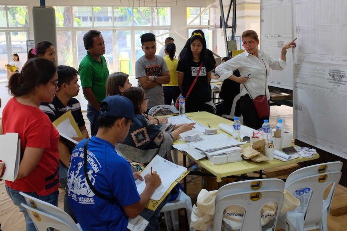Three Senate committees agree on the postponement of the barangay and Sangguniang Kabataan elections next year to the second Monday of May 2023. ABS-CBN NEWS