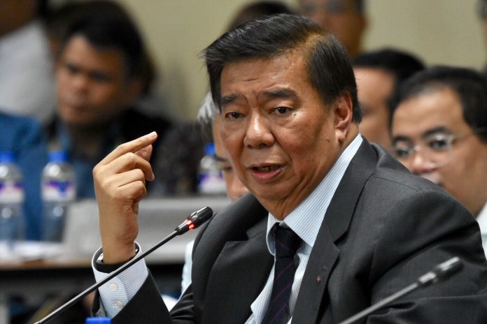 Sen. Franklin Drilon “Dinagdag lang ‘yung 53 projects so that there can be some cosmetic and so they can say that things are moving,” says Minority House Leader Sen. Franklin Drilon. FILE PHOTO