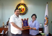 Iloilo City wins 2019 reg’l Gawad KALASAG Mayor Jerry Treñas of Iloilo City and Executive Assistant Rosario San Agustin with the Gawad KALASAG Award received by the city government from the Regional Disaster Risk Reduction and Management Council for Excellence in DRR and Humanitarian Assistance.