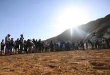 Australia’s Uluru opens for last time ahead of ban Tourists line up to climb Uluru, formerly known as Ayers Rock, at Uluru-Kata Tjuta National Park in Australia on Oct. 25. AAP IMAGE/LUKAS COCH/VIA REUTERS