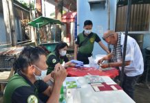 No flunkers in PDEA’s ‘surprise’ drug test UNANNOUNCED DRUG TEST. A bus driver submits a urine sample to Philippine Drug Enforcement Agency Region 6 personnel for drug testing. This “surprise” drug test at a transport terminal in Molo, Iloilo City on Monday, Oct. 28, 2019, is part of government measures to ensure the safety of travelers marking All Saints’ Day on Nov. 1 and All Souls’ Day on Nov. 2. The drug test has the support of the Land Transportation Office and Police RegiOnal Office 6. IAN PAUL CORDERO/PN