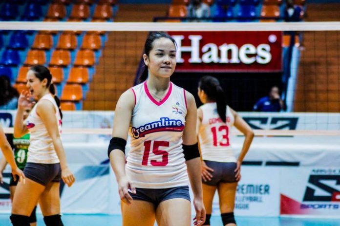 Jessica Galanza’s triple-double 14 points, 14 excellent digs and 16 excellent receptions help Creamline Cool Smashers remain undefeated in the 2019 Premier Volleyball League Open Conference. SPORTS VISION PHOTO