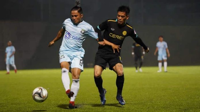 Jose Elmer Porteria Ceres-Negros FC’s Jose Elmer Porteria tries to prevent Green Archers United FC’s Paolo Bugas from taking control of the ball. PFL PHOTO