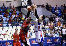 PBA: Blakely powers Blackwater past Magnolia Blackwater Elite’s Marqus Blakely beats Magnolia Hotshots’ Jean Marc Pingris for the rebound. PBA PHOTO