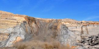 Last 2015, nine Semirara Mining and Power Corporation workers died after excavated soil and part of the northern Panian open mine pit collapsed, burying workers and heavy equipment. GMA NETWORK