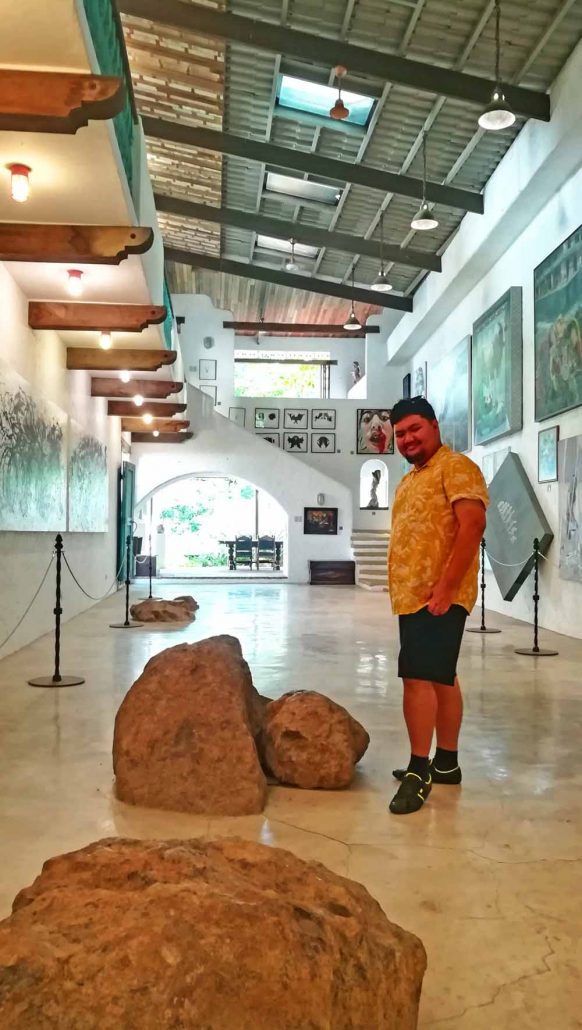 It’s not much of a stretch to allude to the Pintô Art Museum as a sanctuary, an air of calmness envelopes the property probably largely due to its wide open spaces.