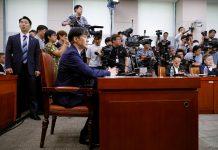 South Koreans protest over corruption scandal