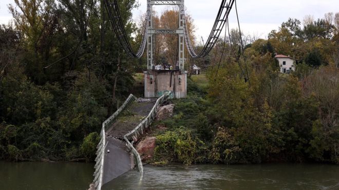 A bridge near the village of Mirepoix-sur-Tarn in France collapsed on Monday. EPA