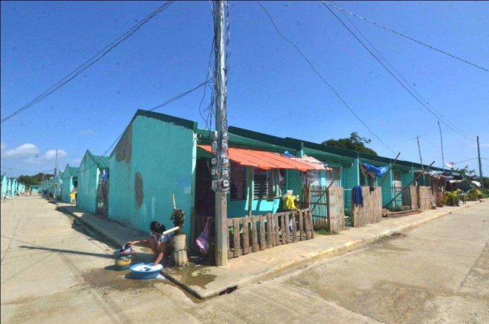 RELOCATION SITE. This is the P290-million mass housing project for super typhoon “Yolanda” survivors in Barangay Bacjawan Sur, Concepcion, Iloilo. Mayor Raul Banias says some housing units have structural and safety issues. IAN PAUL CORDERO/PN