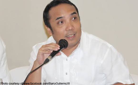 Barry Gutierrez “Kung humihingi na ng saklolo ang Pangulo sa usapin ng “drug war,” daanin lang sana sa maayos na usapan,” says Barry Gutierrez, spokesperson of Vice President Leni Robredo. BARRY GUTIERREZ VIA FB