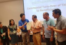 ‘Yolanda’ housing project ‘100% completed’ by 2020 – Nograles TURNOVER. Cabinet Secretary Karlo Nograles (3rd from left) formally turn overs super typhoon “Yolanda” housing units to beneficiaries on Nov. 19, 2019 in Iloilo City. In photos are (from left) National Housing Authority NHA) Region 6 manager Engineer Grace Guevarra, NHA Iloilo/Guimaras district manager Ma. Luz Ysatam, Nograles, Mayor Seigfredo Betita of Carles, Iloilo and Cong. Raul Tupas of Iloilo’s 5th District. All housing projects in areas hit by 2013’s super typhoon “Yolanda” would be fully completed by 2020, according to Nograles who also chairs the Inter-agency Task Force Yolanda. GLENDA SOLOGASTOA/PN