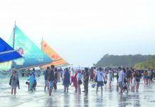 Chinese still dominates foreign arrivals in Boracay Island in Malay, Aklan. According to the Malay Municipal Tourism Office, a total of 389,885 Chinese tourists visited the world famous from January to October 2019. AKEANFORUM/BOYRYANZABAL