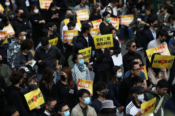 Hong Kong’s top cop calls for peace ahead of protest Anti-government demonstrators gather for a lunchtime protest at Chater Garden in Hong Kong, China on Dec. 2. REUTERS/LEAH MILLIS