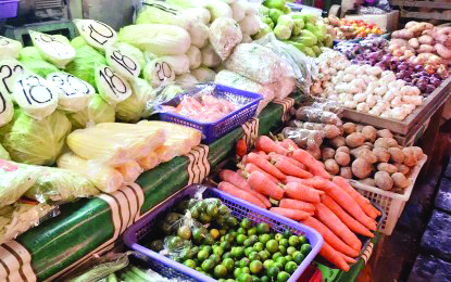 Philippine monetary officials will look into the increase of the November inflation rate in their rate-setting meet on Dec. 12. Bangko Sentral ng Pilipinas, in a statement, attributed the November’s inflation rate to higher prices of electricity, liquefied petroleum gas, gasoline, and select food items. PNA