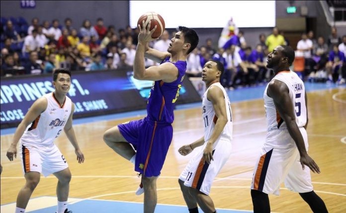 TNT KaTropa’s Jeth Troy Rosario goes for an inside basket. PBA PHOTO