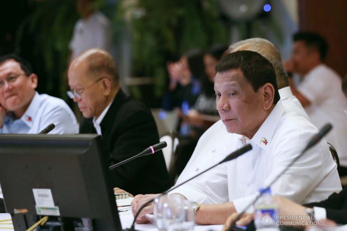 “Hindi ito maareglo hangga’t hindi ko makausap ‘yung mga (water) concessionaire,” says President Rodrigo Duterte. PCOO