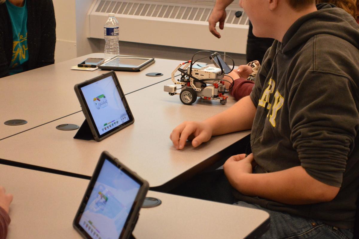 NegOcc robotics training aims to boost teachers, students’ skills