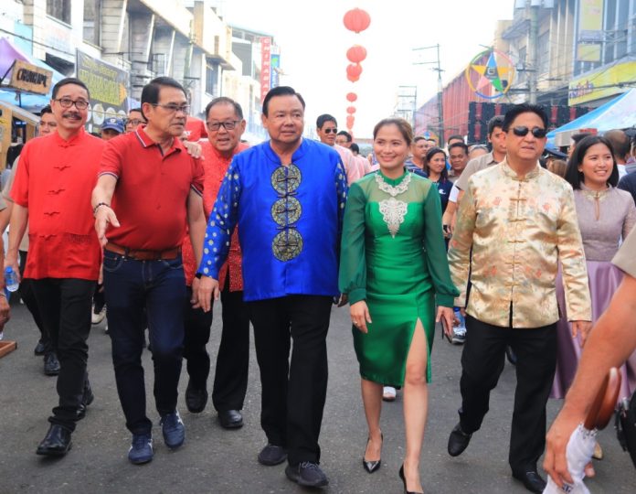 Iloilo City officials and dignitaries join the Chinese New Year grand parade on Jan. 29, 2020. Photo shows, among others, Cong. Julienne Baronda, Mayor Jerry Treñas, Vice Mayor Jeffrey Ganzon, Councilor Love Baronda, and Iloilo Festivals Foundation, Inc. chief, Judgee Lopez Peña.