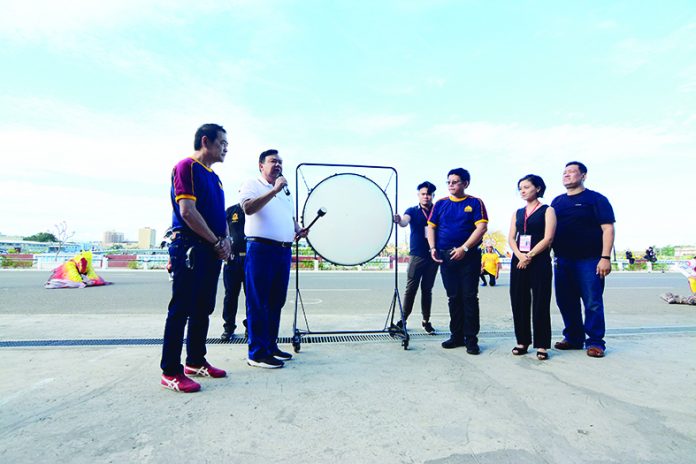 Iloilo City mayor Jerry Treñas leads the declaration of Dinagyang 360 Opening Salvo.