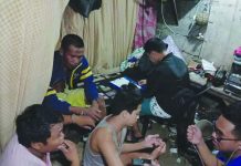P40-K ‘shabu’ seized Antidrug officer inspect items seized from Roberto Cerillo, Choe Demerin and Jan Rey Pabon. The suspects were nabbed in an entrapment operation in in Barangay Vista Alegre, Bacolod City. POLICE STATION 2/BCPO
