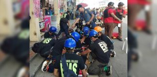 A police officer and emergency rescuers assist a victim during a shooting simulation exercise in Kalibo, Aklan on Jan. 13 as preparation for the upcoming Ati-Atihan Festival. PHOTO KALIBO PNP