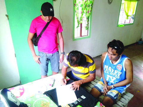 Suspected shabu weighing about eight grams valued at around P110,000 was seized in a sting operation in Barangay Alijis. Antidrug officers inspect items seized from Roger Dela Cruz. Dela Cruz was nabbed in an entrapment operation in Barangay Alijis, Bacolod City. POLICE STATION 8/ BCPO