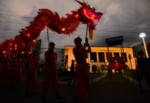 DOLE issues pay rules for Chinese New Year holiday As the community’s way of “breaking barriers and building bridges towards a united Iloilo,” everybody is invited to join the merriment.
