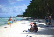 VIRUS IN PARADISE? 2,000 Boracay tourists under monitoring for nCoV According to Department of Health secretary Francisco Duque III the South Koreans in Boracay are among the 26 Korean national that the country are eyeing for a possible coronavirus disease 2019. IAN PAUL CORDERO/PN