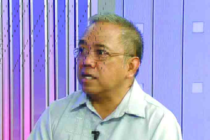 Dr. Ferchito Avelino “The eight patients were given advice on home quarantine. This will involve isolation inside their house. They are not allowed to interact with their families,” says Department of Health Epidemiology Bureau head Dr. Ferchito Avelino. ABS-CBN NEWS