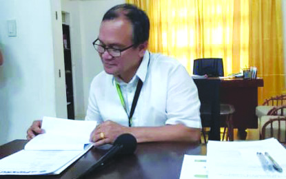 Dr. Ric Noel Naciongayo Antique Integrated Provincial Health Office chief Dr. Ric Noel Naciongayo announces that the first patient under observation of the possible novel coronavirus in this province has been tested negative. However, he added that they are also waiting for the results of the second patient who is still under a 14-day quarantine period. PNA
