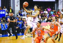 Bacolod bows to Pampanga in Maharlika Basketball Bacolod Masters Sardines’ John Paul Cauilan stretches for an inside basket.MPBL PHOTO