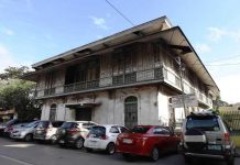 City gov’t mulls restoring Lacson ancestral house The proposed restoration of the Lacson ancestral house across Iloilo City’s Plaza Libertad will complement the city government’s program of reviving local cultural treasures, says Mayor Jerry Treñas. The Lacson ancestral house is located beside the century-old San Jose de Placer Church facing the historic Plaza Libertad. It was built in bahay na bato style (stone and concrete base, elevated wooden quarters) common during the Spanish colonial period. A distinct feature is its deep awnings that serve as protection from the tropical weather. PHOTO BY ARNOLD ALMACEN, CITY MAYOR’S OFFICE