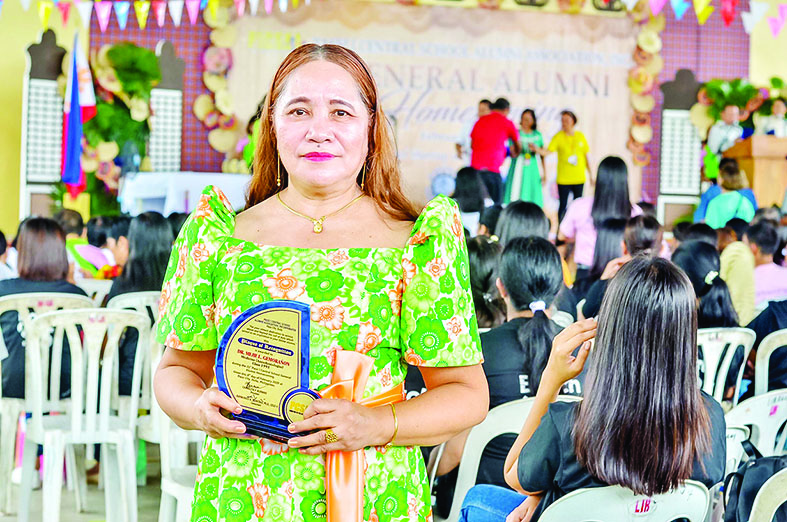 Fatima Sumaribus Panizales, representative of Dr. Mejie Gemorañon