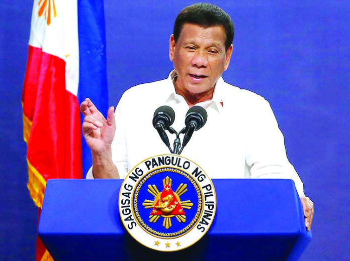 Rodrigo Duterte “Kaya sayang but anyway maybe in the — in a few days kung hindi na ako – lalo na kung hindi na ako presidente, about two years from now, I could devote my time lecturing,” says President Rodrigo Duterte. AFP