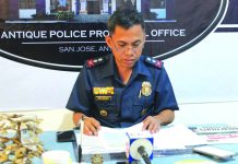 Antique Provincial Police Office Deputy Director for Operations Lieutenant Colonel Norby Escobar says that the role of the police personnel in this province is to assist the Department of Health in the conduct of coronavirus tracing. PNA