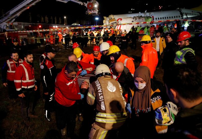 Pegasus Airlines Boeing 737-86J An injured person is carried away from Pegasus Airlines Boeing 737-86J plane, after it overran the runway during landing and crashed, at Istanbul’s Sabiha Gokcen airport, Turkey on Feb. 5. REUTERS/ KEMAL ASLAN