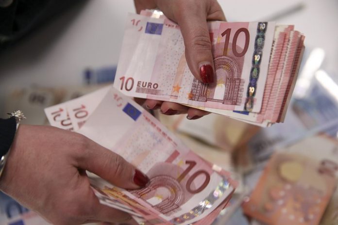 Foreign currency monitored The Customs Bureau said it was working with the Anti-Money Laundering Council and the Bangko Sentral ng Pilipinas to combat illicit financial flows. WALL STREET