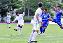 Green Archers United’s Marvin Angeles attempts a curler versus Philippine Air Force during a Philippines Football League match in 2019. PFL