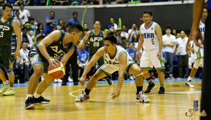 Iloilo’s pride Paul Parreño’s defense against AFP player Darwin Cordero Iloilo’s pride Paul Parreño’s defense against AFP player Darwin Cordero