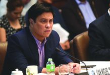 Negrense senator Zubiri infected with COVID-19 “It is with sadness that I announce that I am positive for COVID-19. I had a test taken last Friday while on self-quarantine and this afternoon, I received a call from Sec. Duque on my condition,” says Negrense senator Zubiri after testing positive of the virus on March 16. MSN.COM