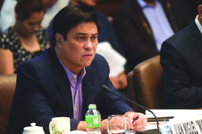 Juan Miguel Zubiri βIt is with sadness that I announce that I am positive for COVID-19. I had a test taken last Friday while on self-quarantine and this afternoon, I received a call from Sec. Duque on my condition,β says Negrense senator Zubiri after testing positive of the virus on March 16. MSN.COM