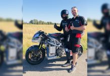 Meet the ‘fastest naked electric motorbike in the world’ This is the bike Nottingham University has developed for the Isle of Man TT’s Zero race, but as a tribute to its fallen rider, it’s been tweaked for straight-line speed and spent earlier at Elvington Airfield in York racking up five different records. MADMAX RACE TEAM