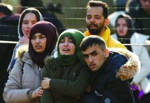 Syria war: Turkey lets refugees exit Some migrants made their way to Greece’s Kastanies border crossing, but the Greeks already closed it. REUTERS