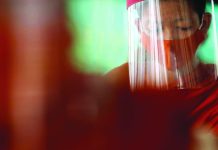 Thailand logs 15 new virus cases, no new deaths Buddhist novice monks wearing face shields and protective face masks attend a lesson at Wat Molilokayaram monastic educational institute during coronavirus disease outbreak in Bangkok, Thailand on April 22, 2020. REUTERS