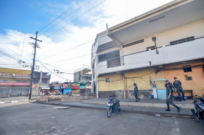 Iloilo City during a weekend. Business establishments are closed temporarily amid the enhanced community quarantine imposed in a bid to address the spread of the coronavirus pandemic. IAN PAUL CORDERO/PN
